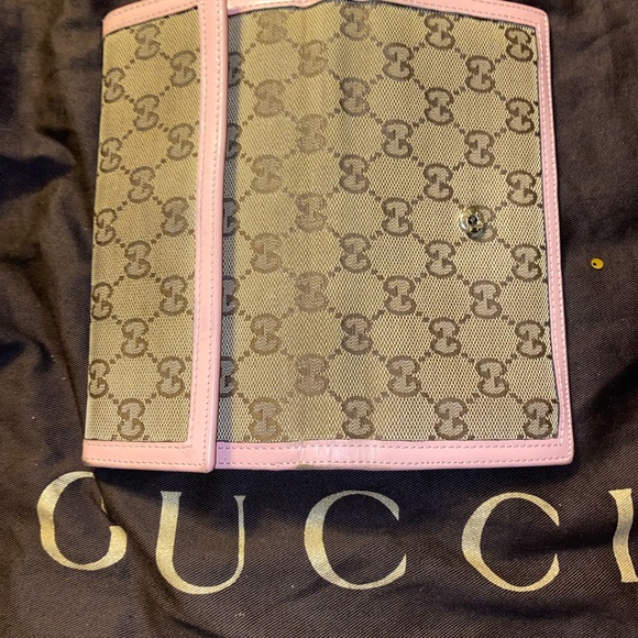 Gucci Pink and Beige Wallet - Picture 5 of 7